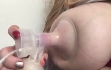Milking my tits with a pump